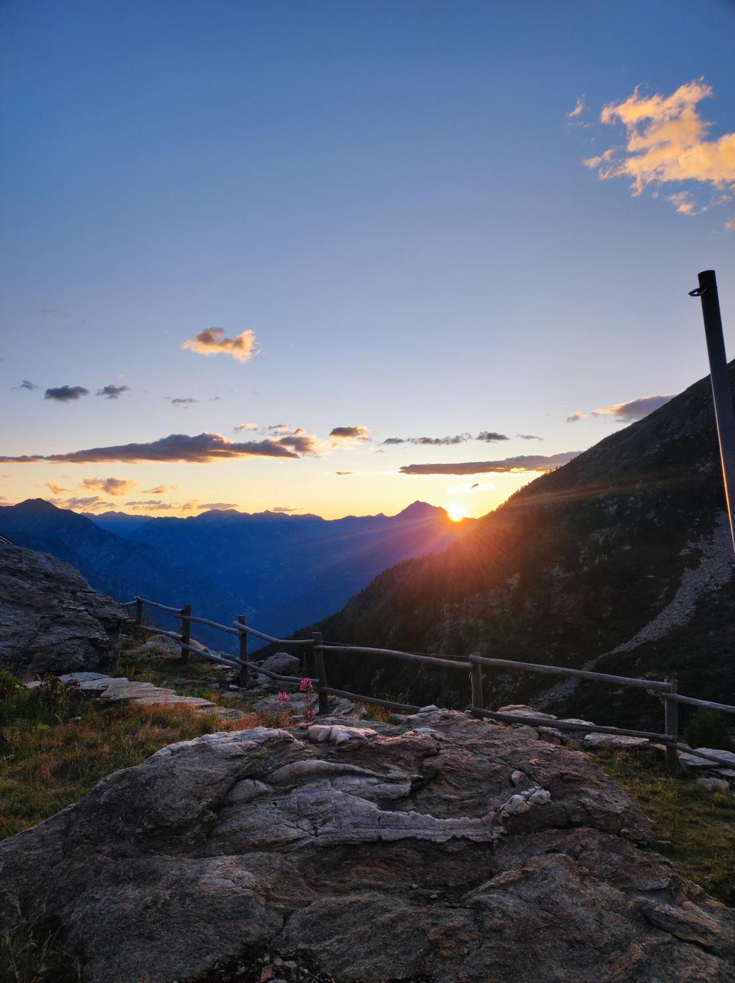 Rifugio Alpe Bonze Villa Donnaz Exterior photo